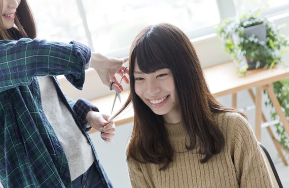 訪問カットに対応しております | 徳島市のGarden of the forest 森の小さな美容院ヘナ専門店